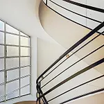 Elegant 3-Bedroom With Hammam Near Eiffel Tower